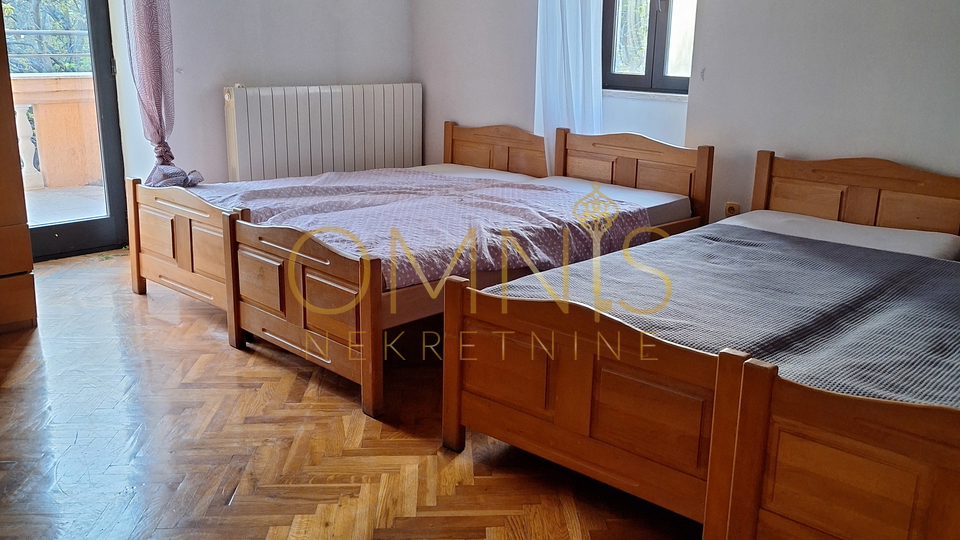 Viškovo, samostojeća kuća na tri etaže 430 m2